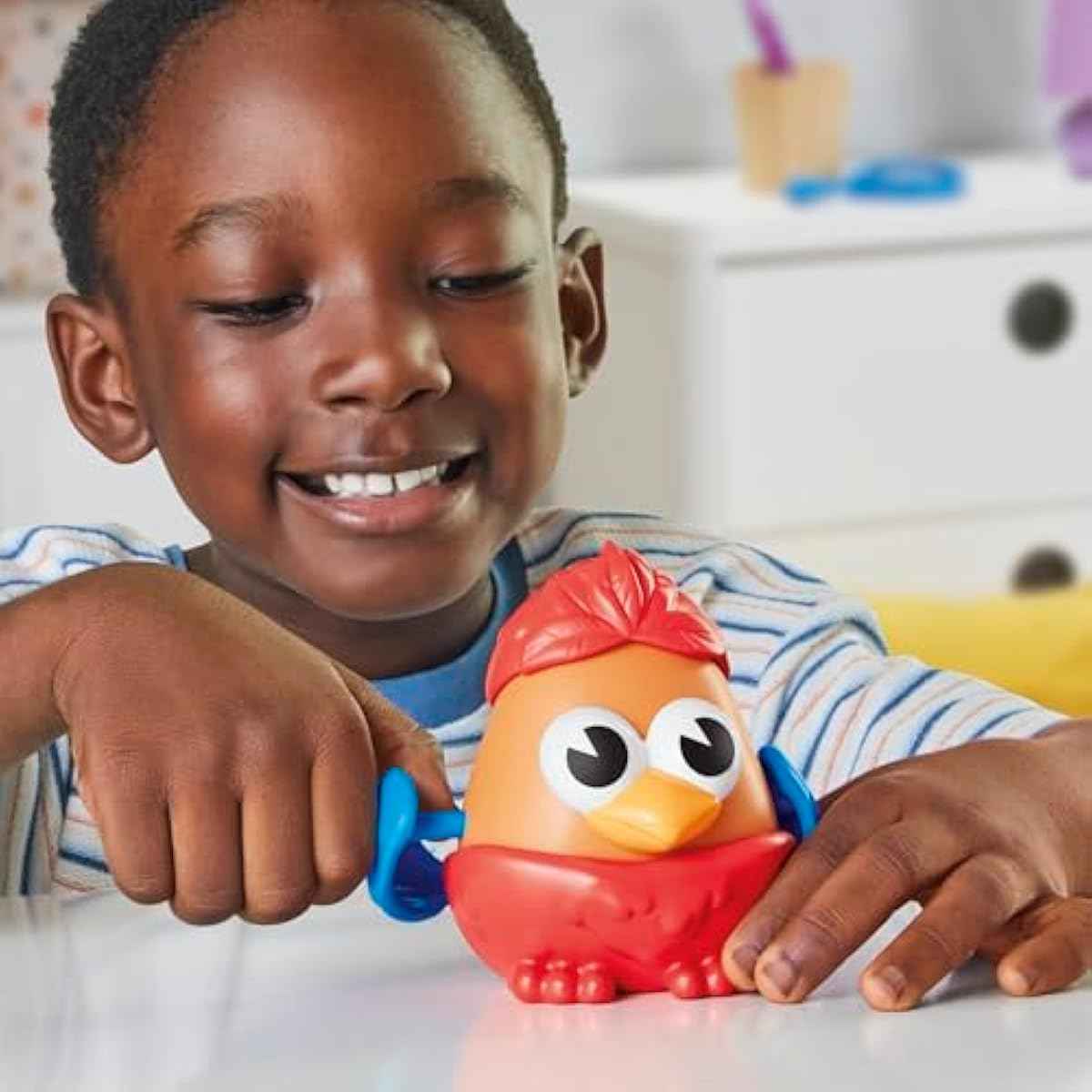 Potato Head Pet-Tato Tots, Pet-Themed Set with 31 Parts and Pieces Plus Rolling Carry Case, Toddler and Preschool Toys for Girls and Boys 2 and Up (Amazon Exclusive)