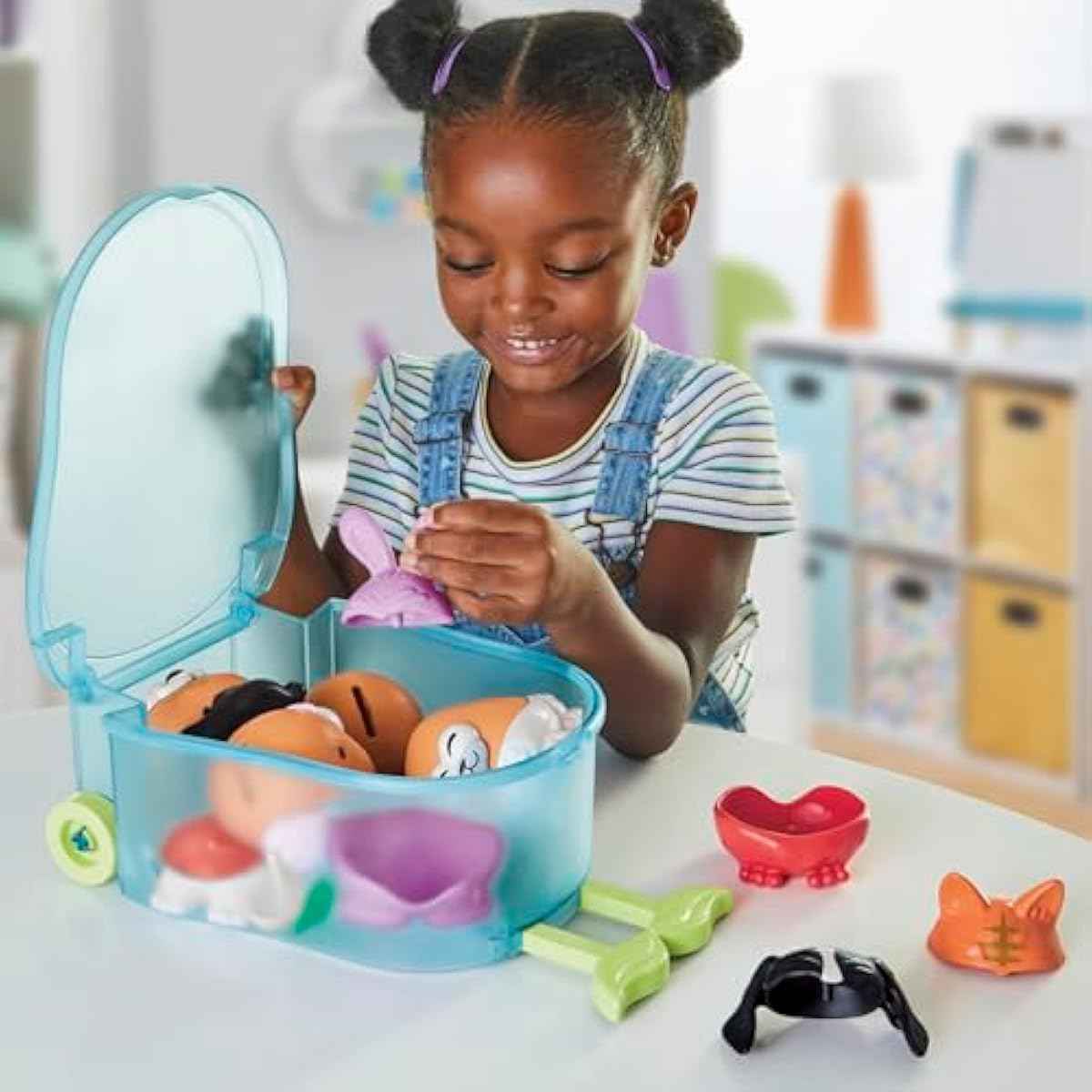 Potato Head Pet-Tato Tots, Pet-Themed Set with 31 Parts and Pieces Plus Rolling Carry Case, Toddler and Preschool Toys for Girls and Boys 2 and Up (Amazon Exclusive)