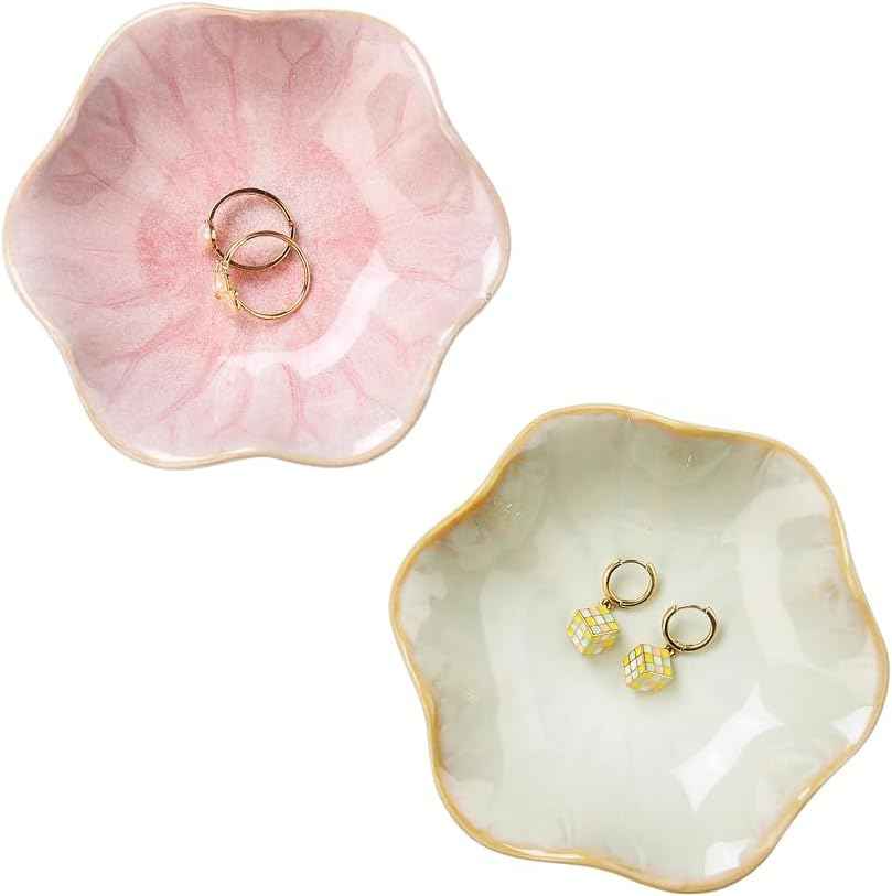 Lotus Leaf Shape Decorative Ring Tray, Small Key Bowl, Ceramic Trinket Tray Jewelry Dish Organizing Necklace Earrings, Home Decoration for Mom Best Friend Sister, Pink.