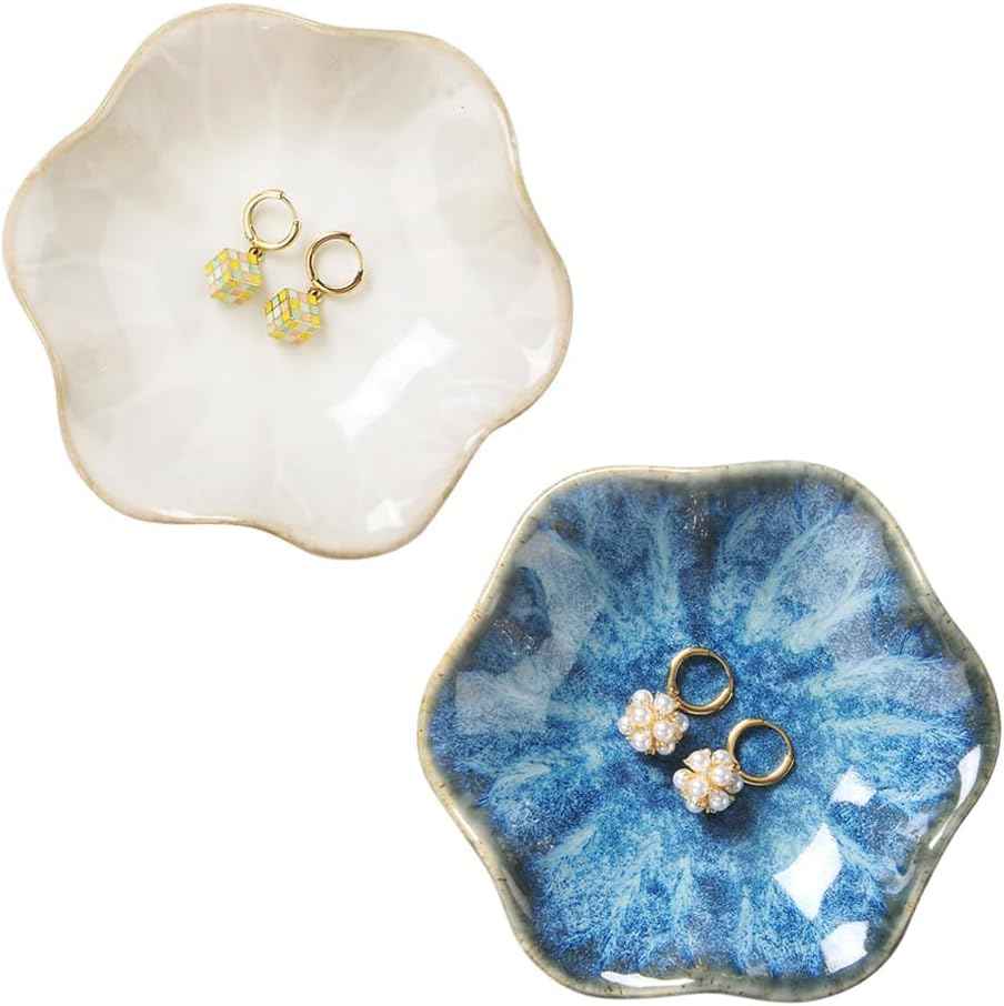 Lotus Leaf Shape Decorative Ring Tray, Small Key Bowl, Ceramic Trinket Tray Jewelry Dish Organizing Necklace Earrings, Home Decoration for Mom Best Friend Sister, Pink.