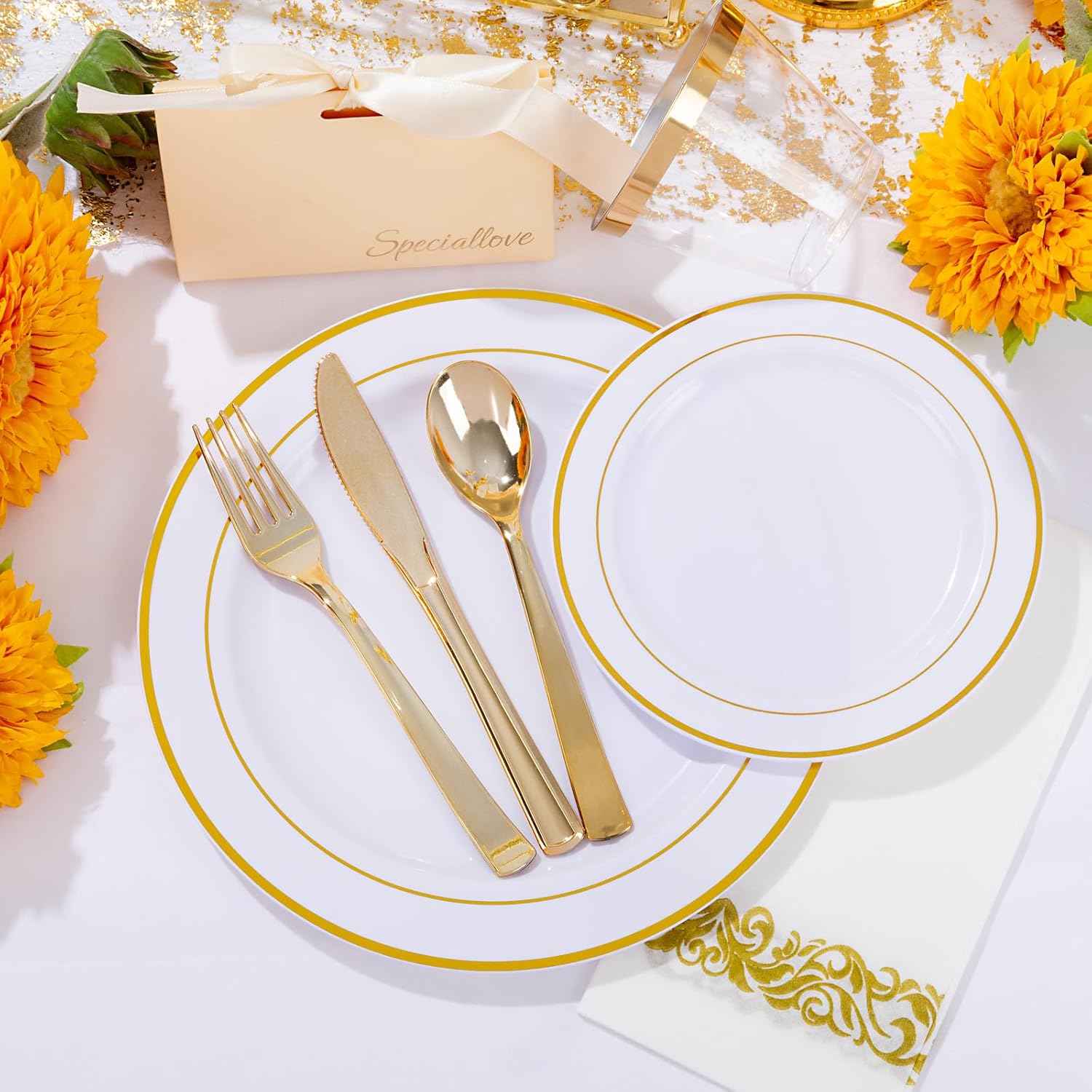 WELLIFE 700 Pieces Gold Plastic Dinnerware Set for 100 Guests - Includes Plates, Cups, Napkins, and Disposable Cutlery - Elegant White & Gold Design, Perfect for Parties and Events