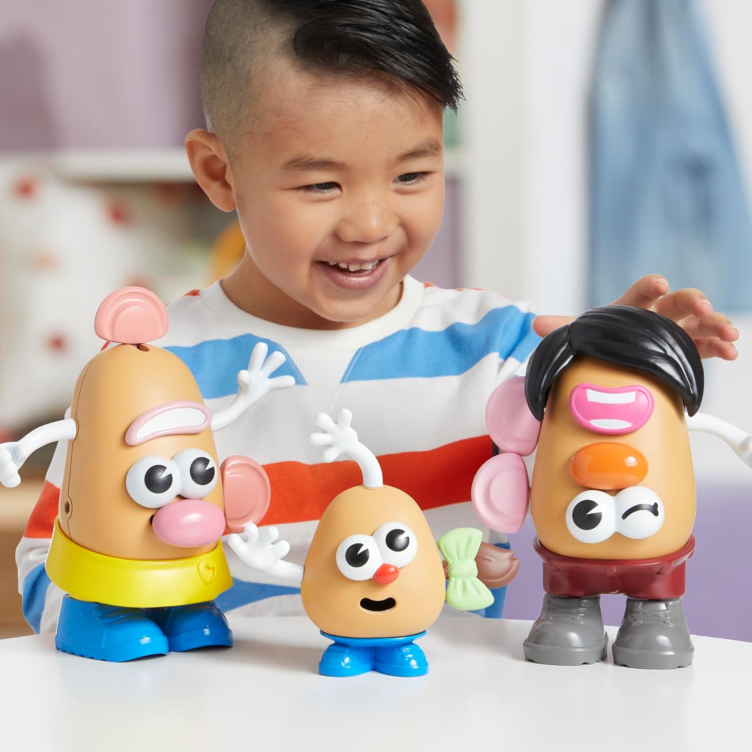 Potato Head Create Your Family Set with 44 Parts and Pieces, Creative Toddler and Preschool Toys for 2 Year Old Girls and Boys and Up (Amazon Exclusive)