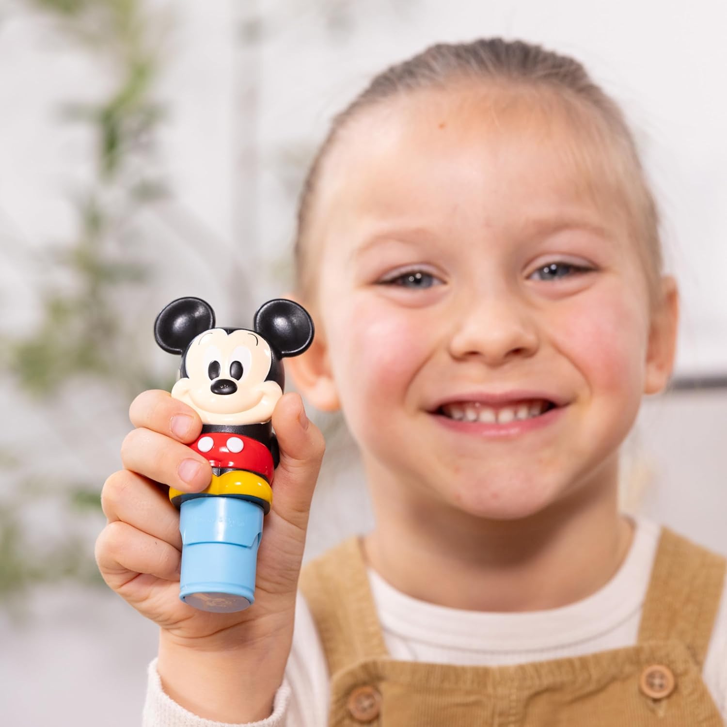 Melissa & Doug Sticker Wow!™ 24-Page Activity Pad and Sticker Stamper, 300 Stickers, Arts and Crafts Fidget Toy Collectible Character – Disney Mickey Mouse - for Kids Ages 3+ - FSC Certified