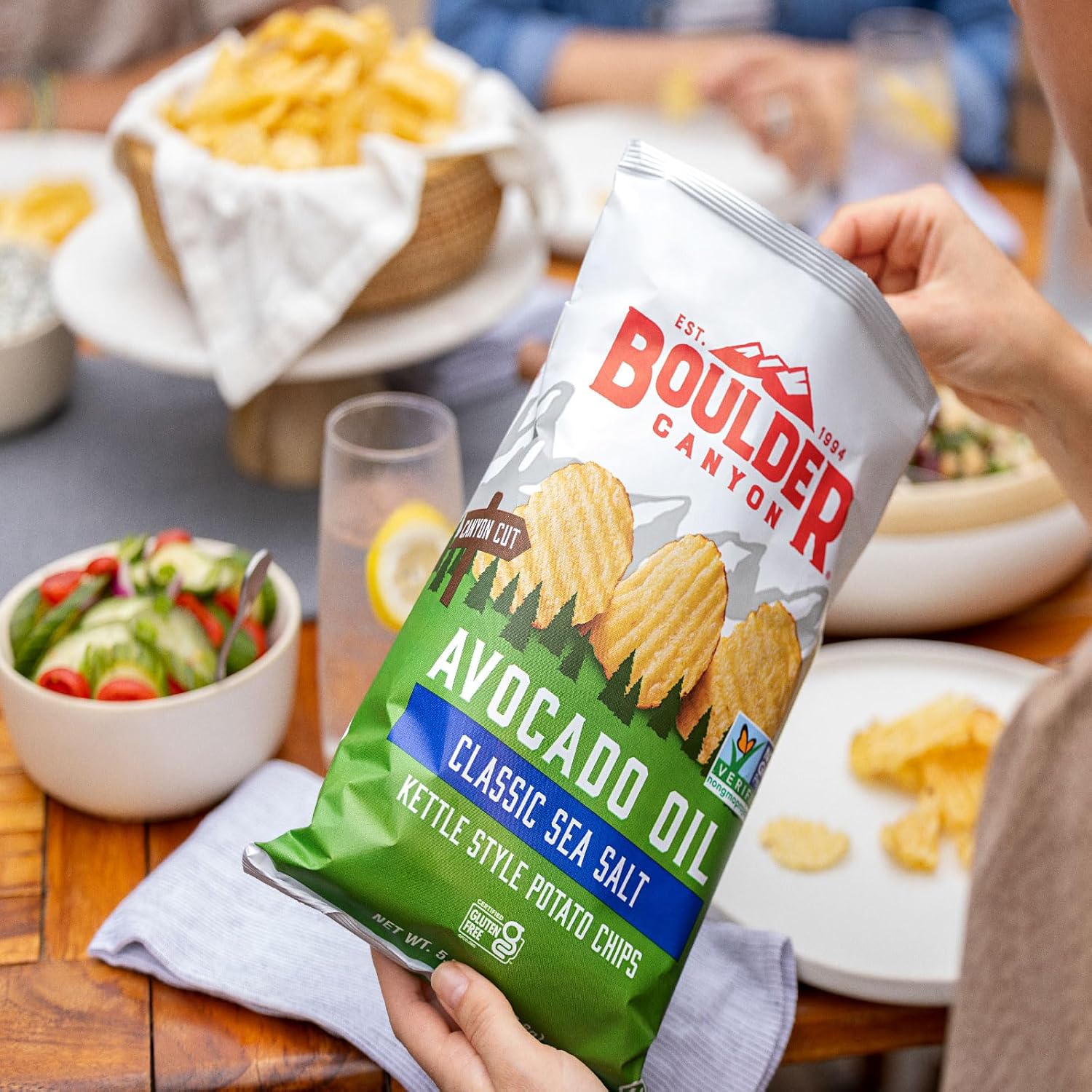 boulder canyon avocado oil kettle style potato chips 18 count variety pack gluten-free non-gmo