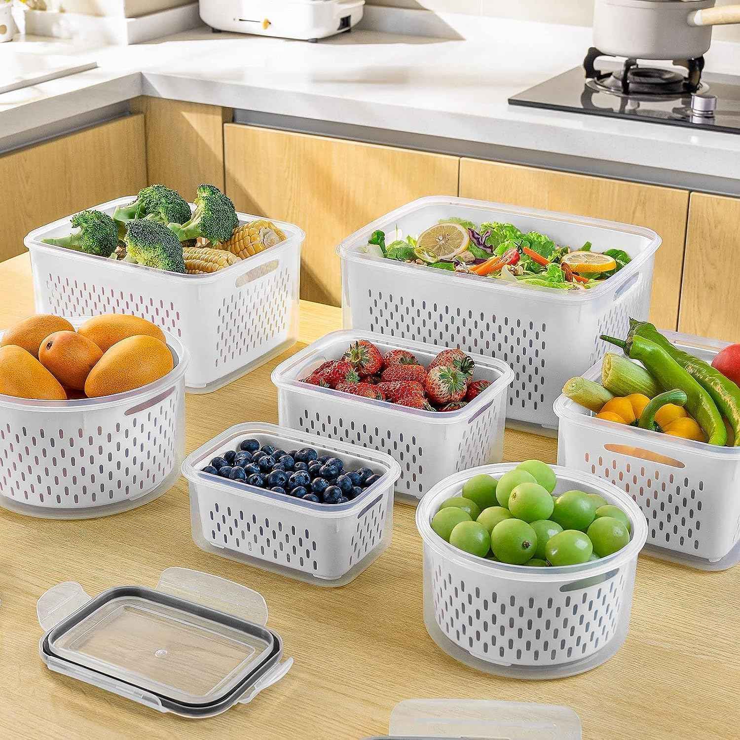 Freshmage Fruit Storage Containers for Fridge with Removable Colander, Airtight Food Storage Container, Dishwasher Safe Produce Saver for Refrigerator, Keep Berry Fruit Fresh Longer 4 pcs Small Clear