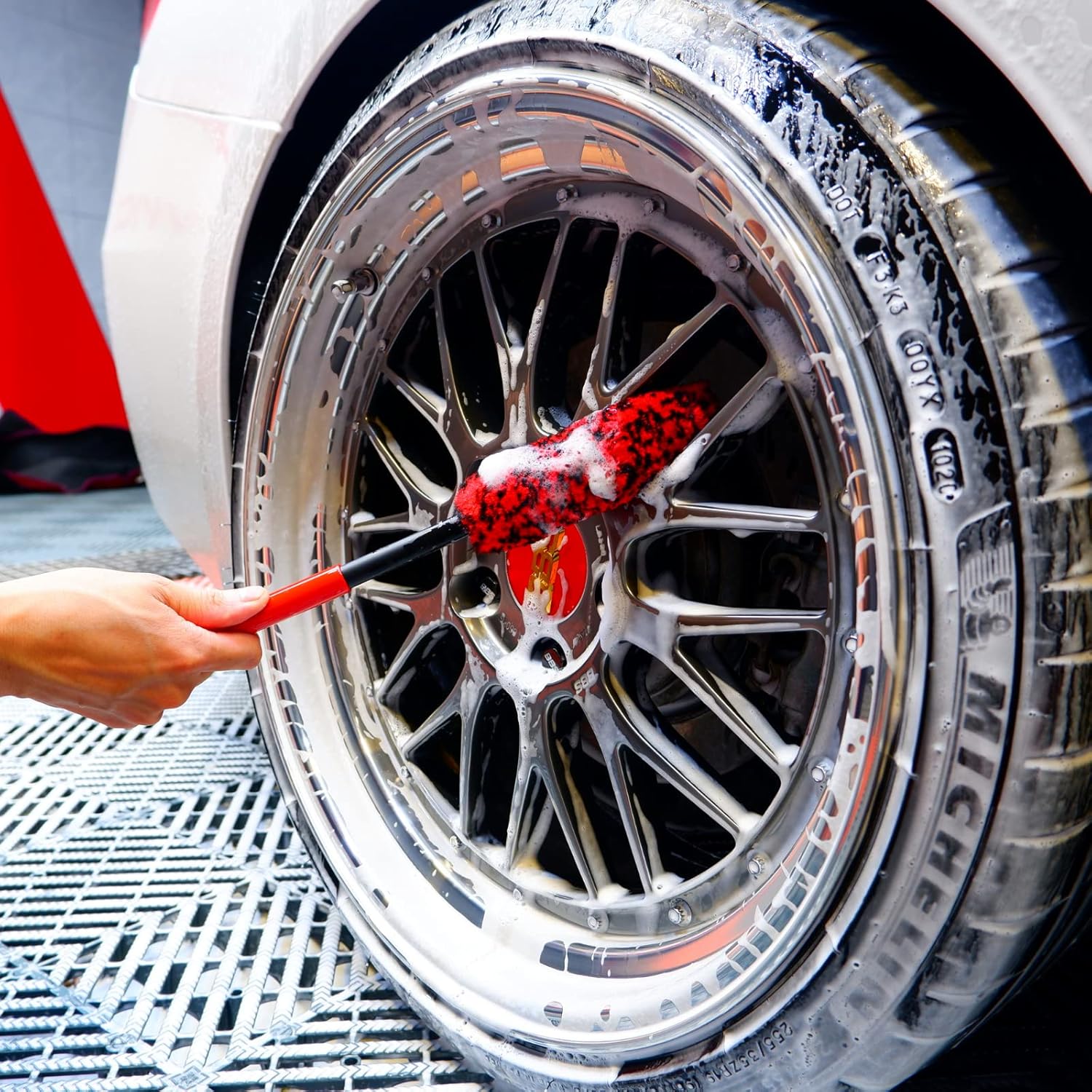4-pack long handle wheel brush kit for cleaning wheel and tire with soft and stiff brushes