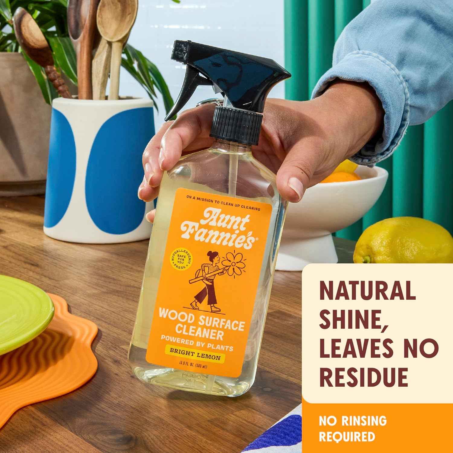 Aunt Fannie's All Purpose Wood Spray Cleaner, No-Wax Formula, Perfect for Wood Tables, Walls, Counters & Shelves, 16.9 Ounces, Lemon Scent (Pack of 1)