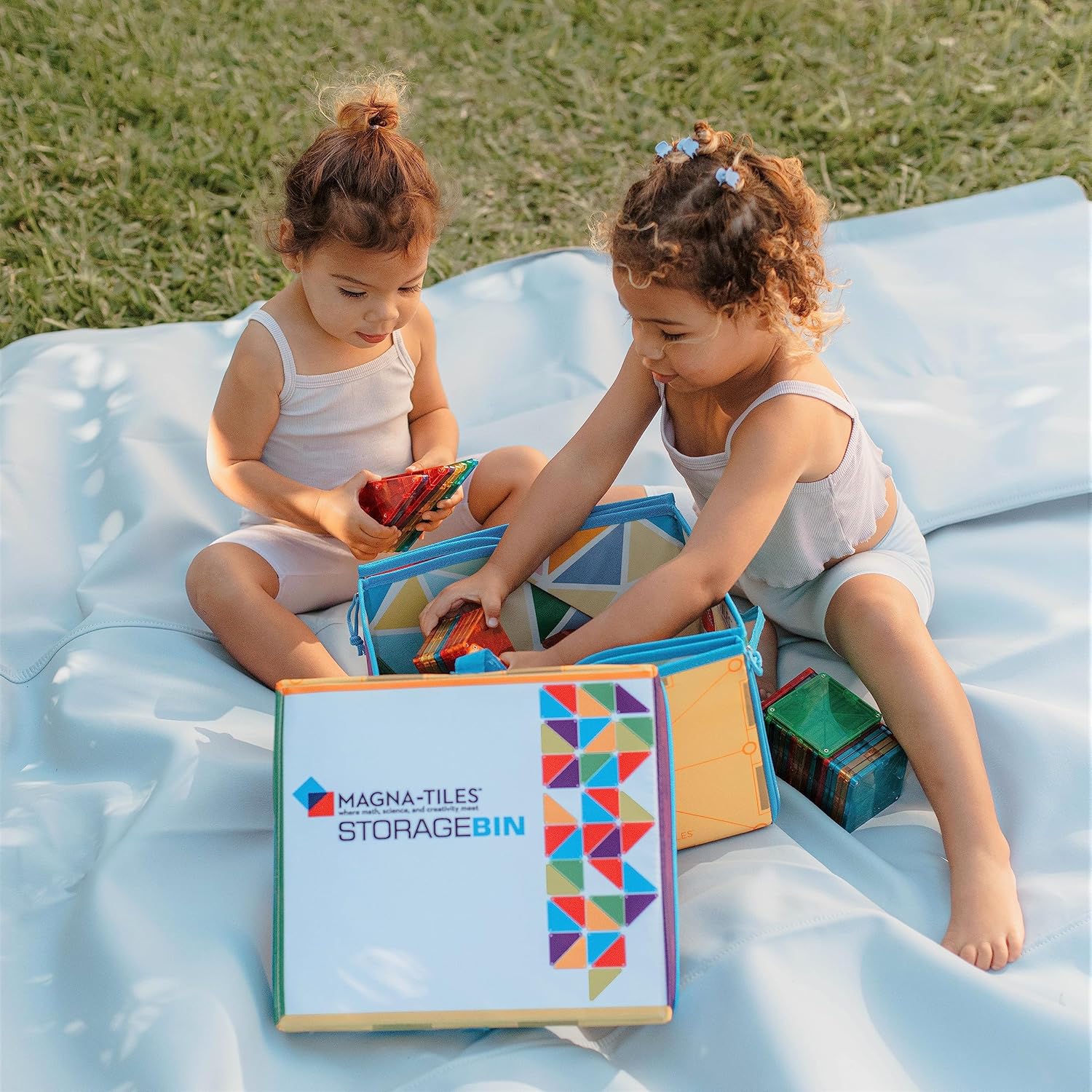 MAGNA-TILES Storage Bin & Interactive Play-Mat, The Original Magnetic Building Brand
